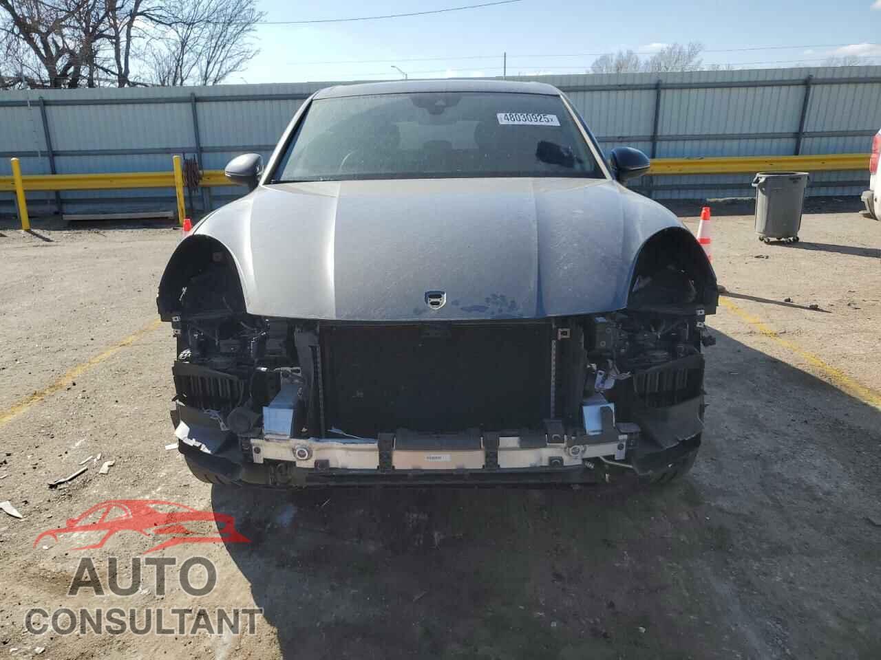 PORSCHE CAYENNE 2019 - WP1AA2AY2KDA18155