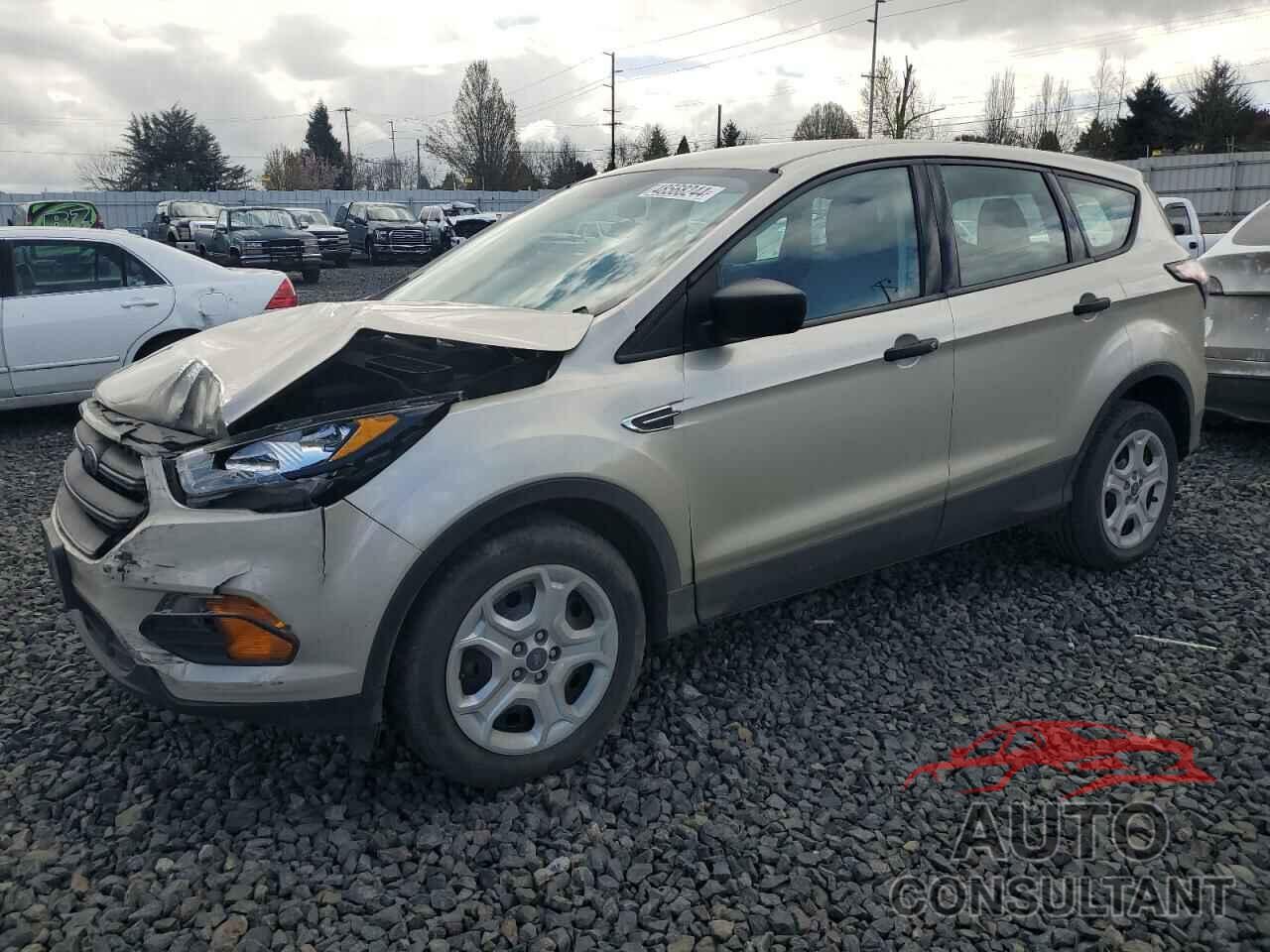 FORD ESCAPE 2018 - 1FMCU0F70JUA86633