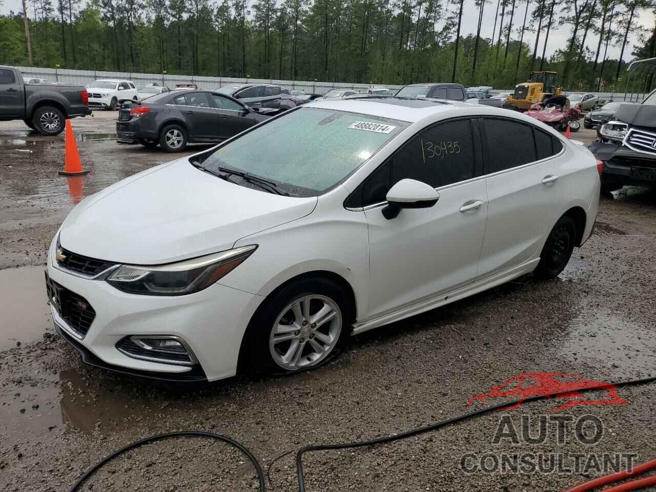 CHEVROLET CRUZE 2017 - 1G1BE5SM7H7109316