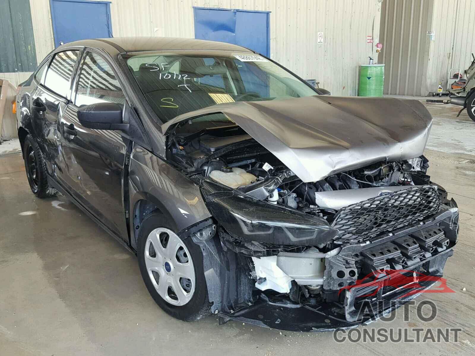 FORD FOCUS 2017 - 1FADP3E26HL251906