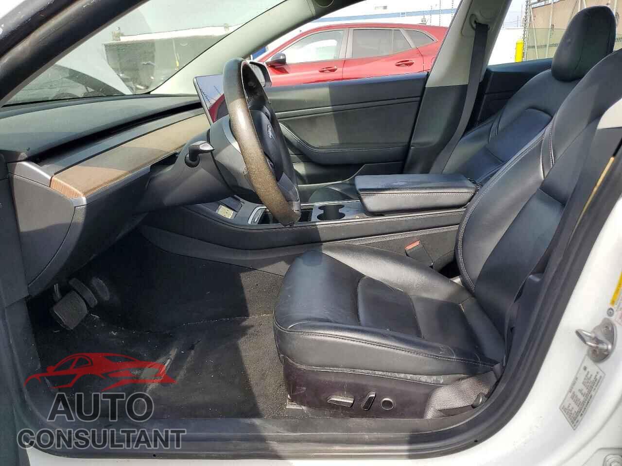 TESLA MODEL 3 2021 - 5YJ3E1EA5MF919957