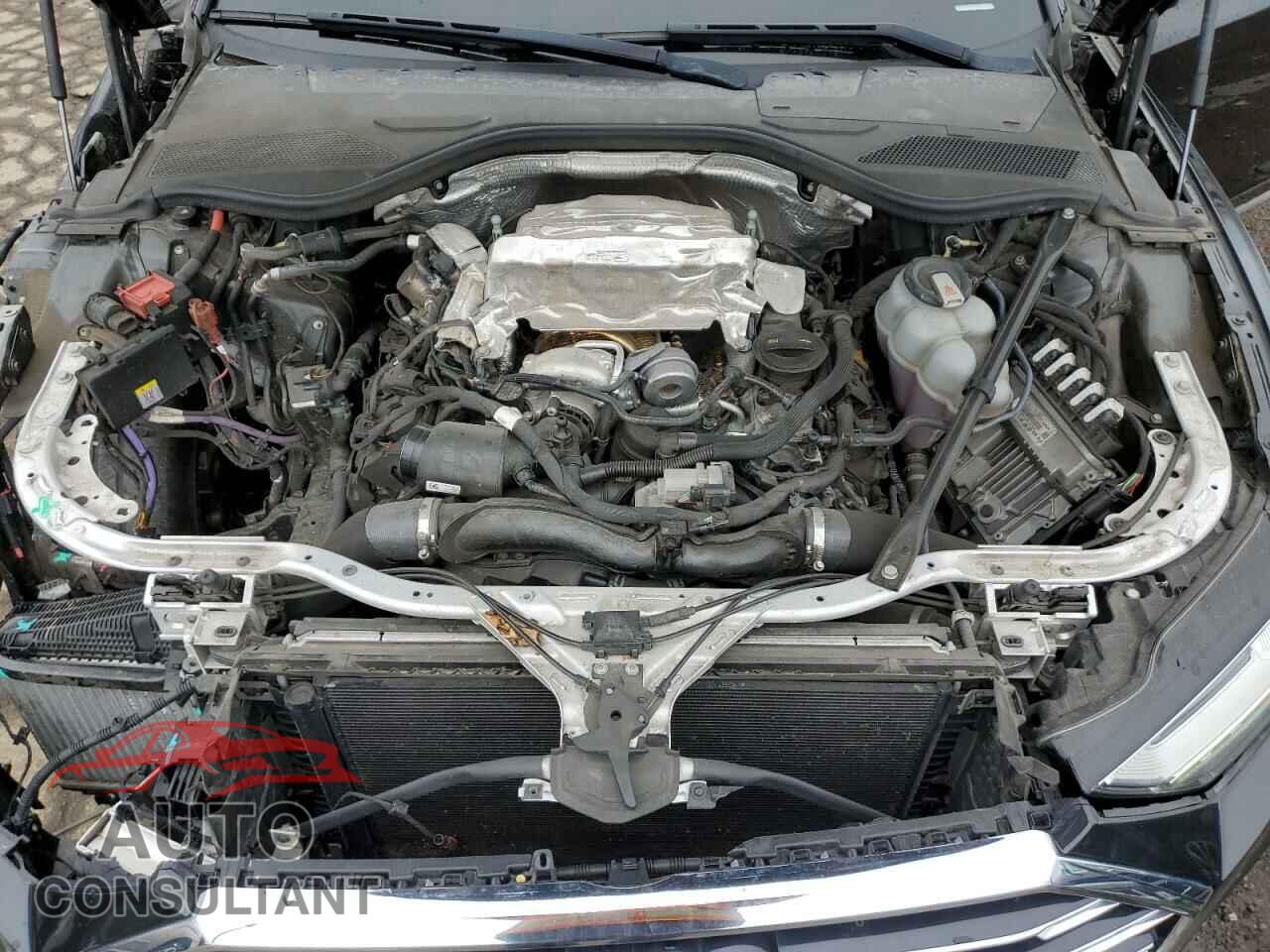 AUDI A8 2019 - WAU8DBF86KN002385