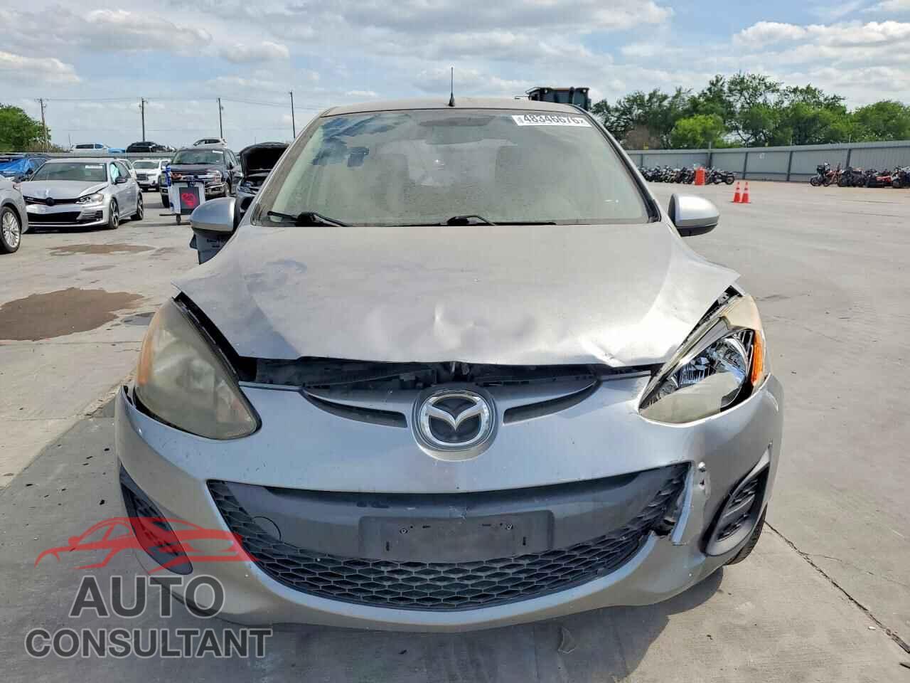 MAZDA 2 2013 - JM1DE1KY3D0164750