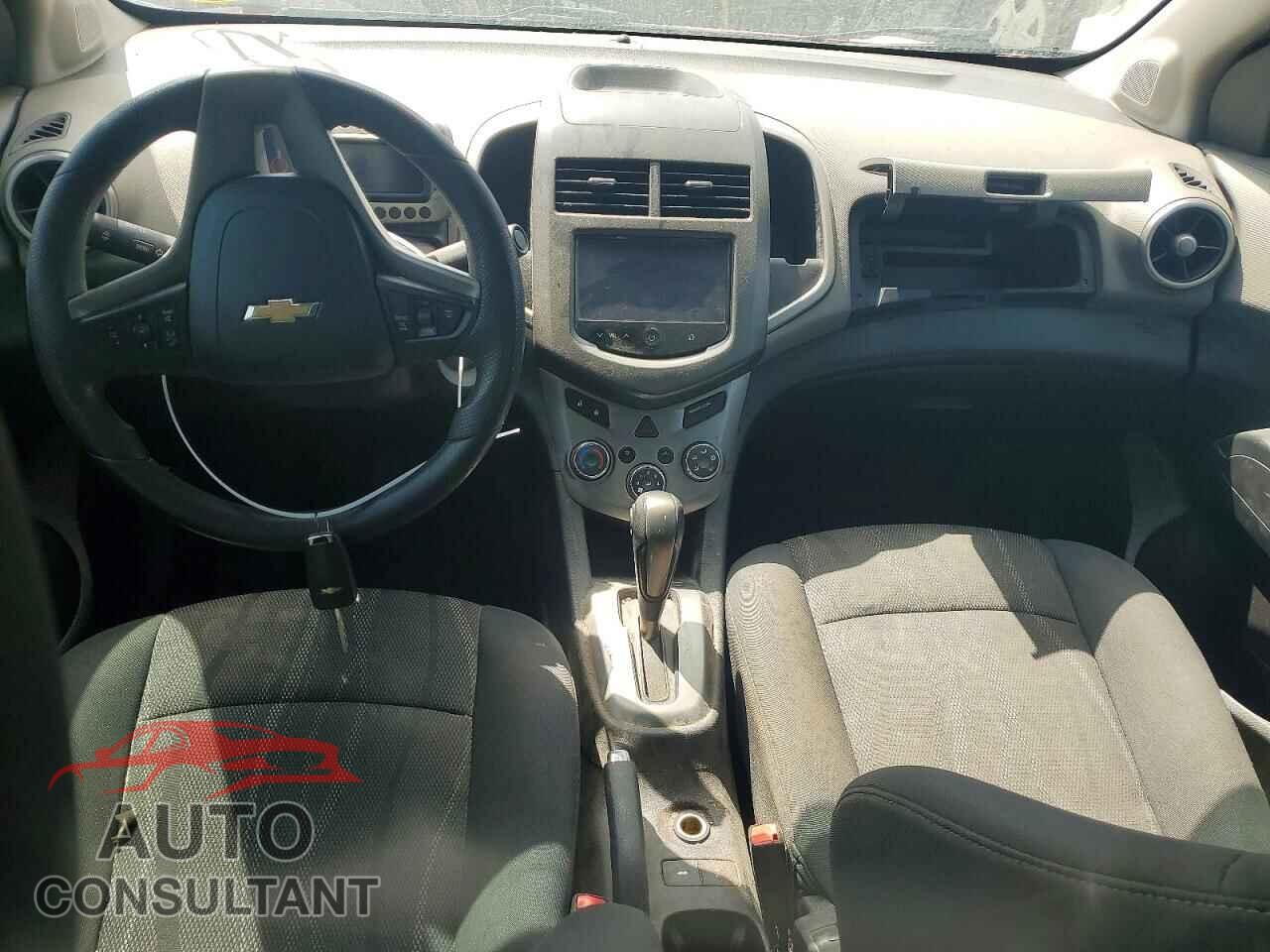 CHEVROLET SONIC 2016 - 1G1JC5SHXG4115308