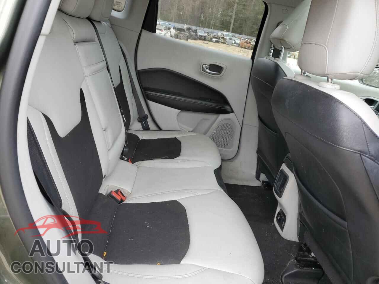 JEEP COMPASS 2018 - 3C4NJCBB6JT228754