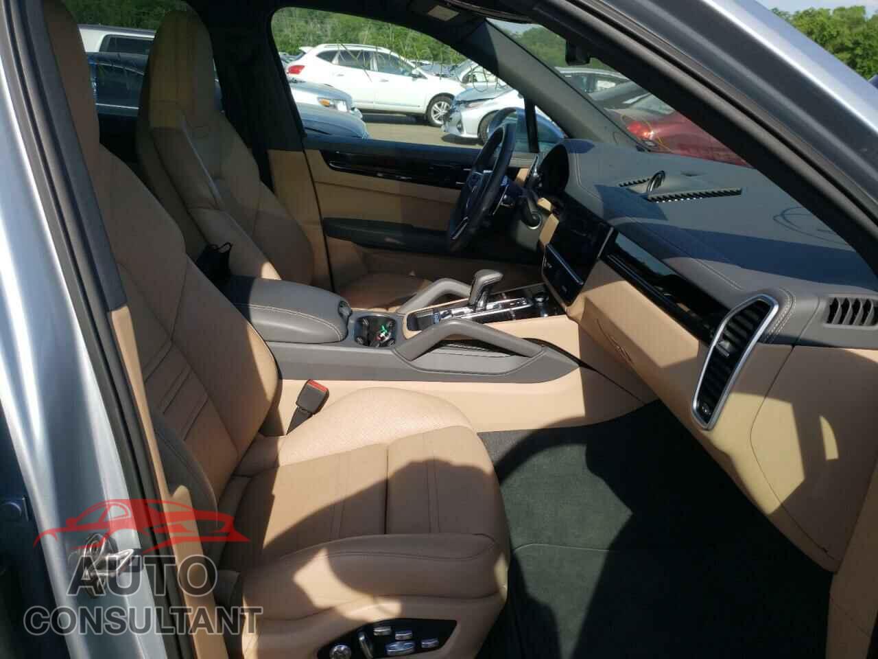 PORSCHE CAYENNE 2019 - WP1AE2AY9KDA50251