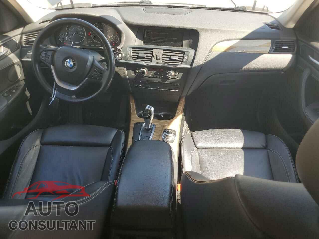 BMW X3 2011 - 5UXWX5C55BL706326