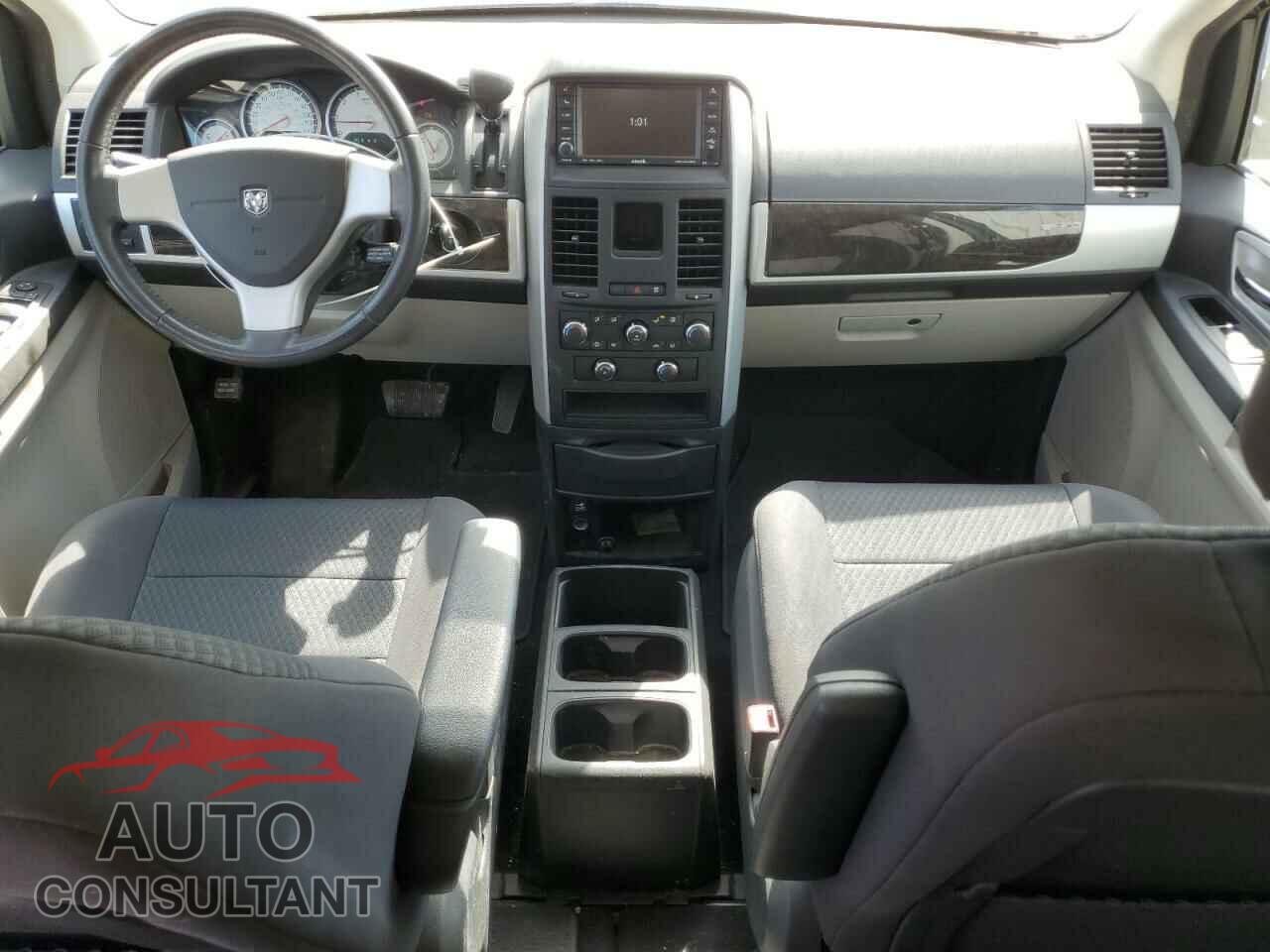 DODGE CARAVAN 2010 - 2D4RN6DX4AR372003