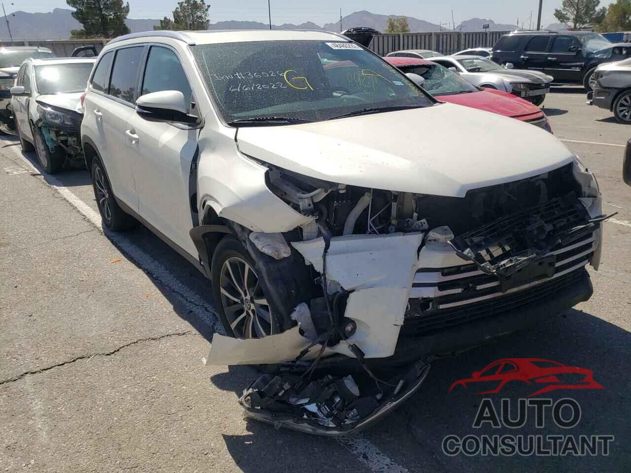 TOYOTA HIGHLANDER 2019 - 5TDKZRFH3KS559557
