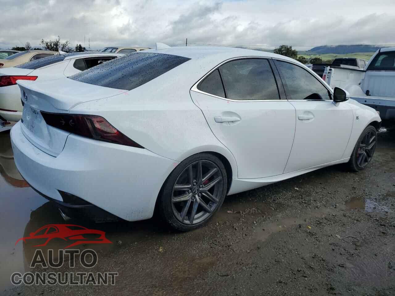 LEXUS IS 2016 - JTHBA1D25G5003446
