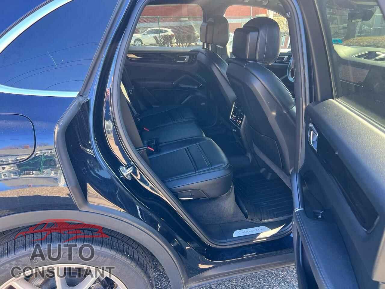 PORSCHE CAYENNE 2020 - WP1AA2AY4LDA09748