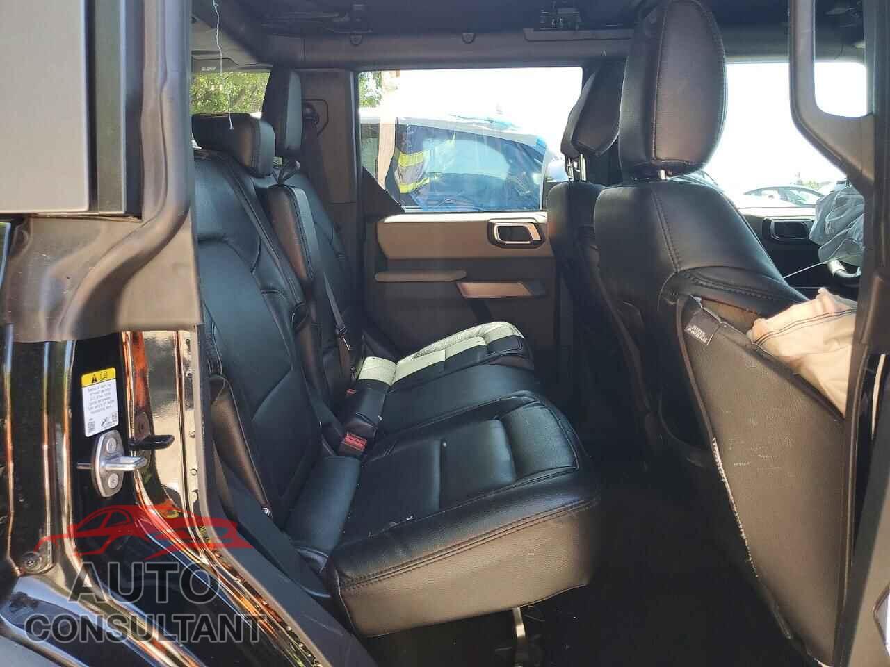 FORD BRONCO 2023 - 1FMEE5DP8PLB94342