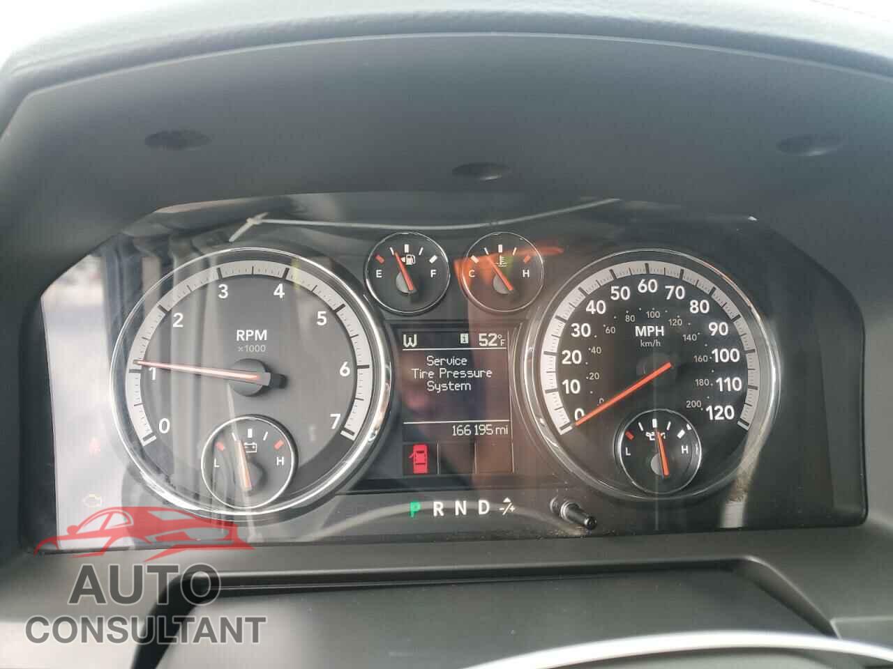DODGE RAM 1500 2012 - 1C6RD7NT0CS341440