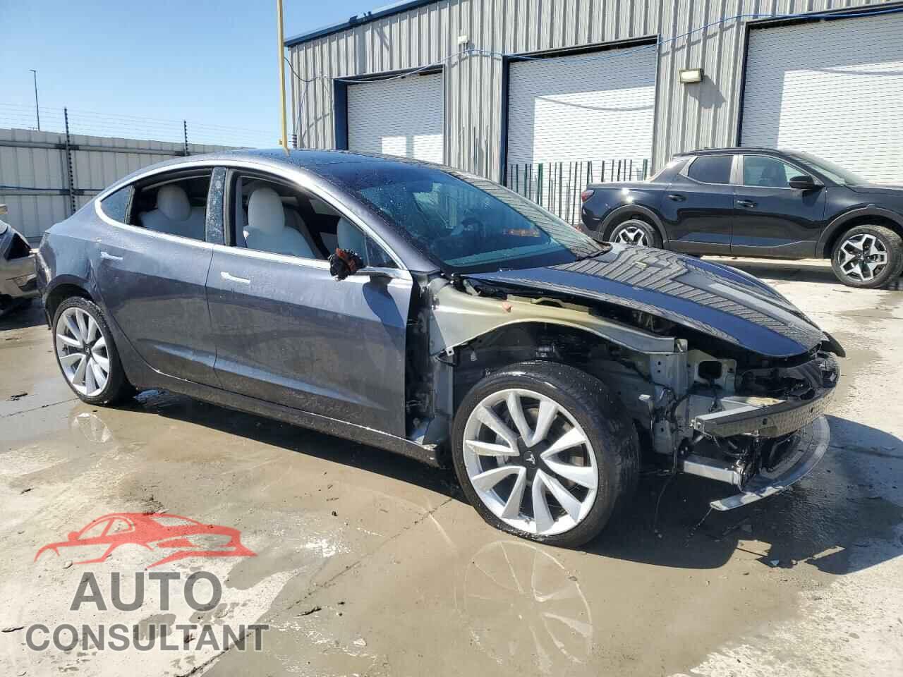 TESLA MODEL 3 2020 - 5YJ3E1EBXLF668795