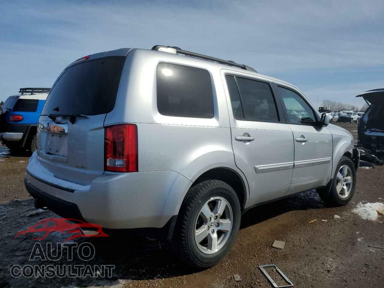 HONDA PILOT 2011 - 5FNYF4H42BB098890