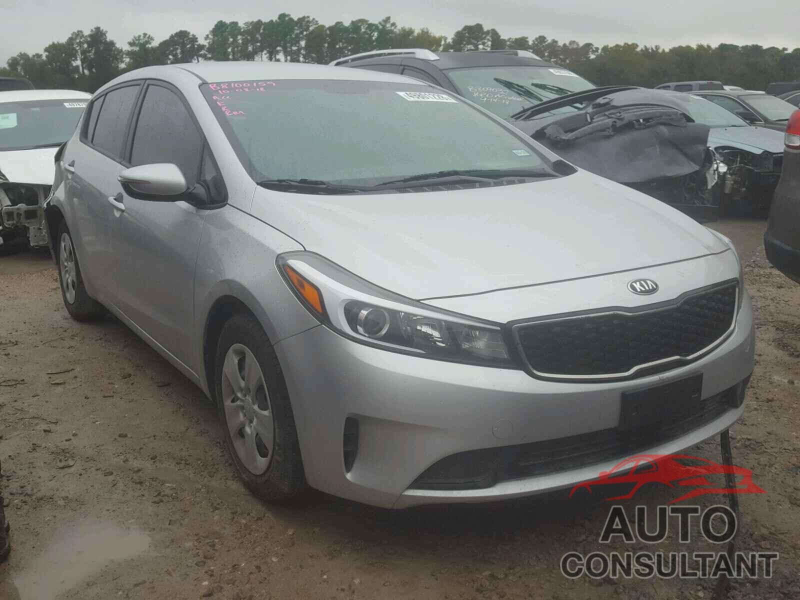 KIA FORTE 2017 - KNAFK5A88H5690422