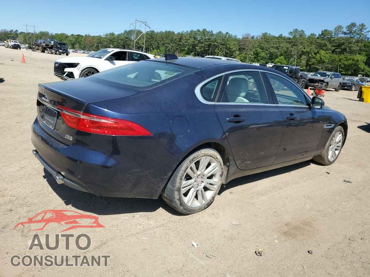 JAGUAR XF 2016 - SAJBD4BV0GCY12874