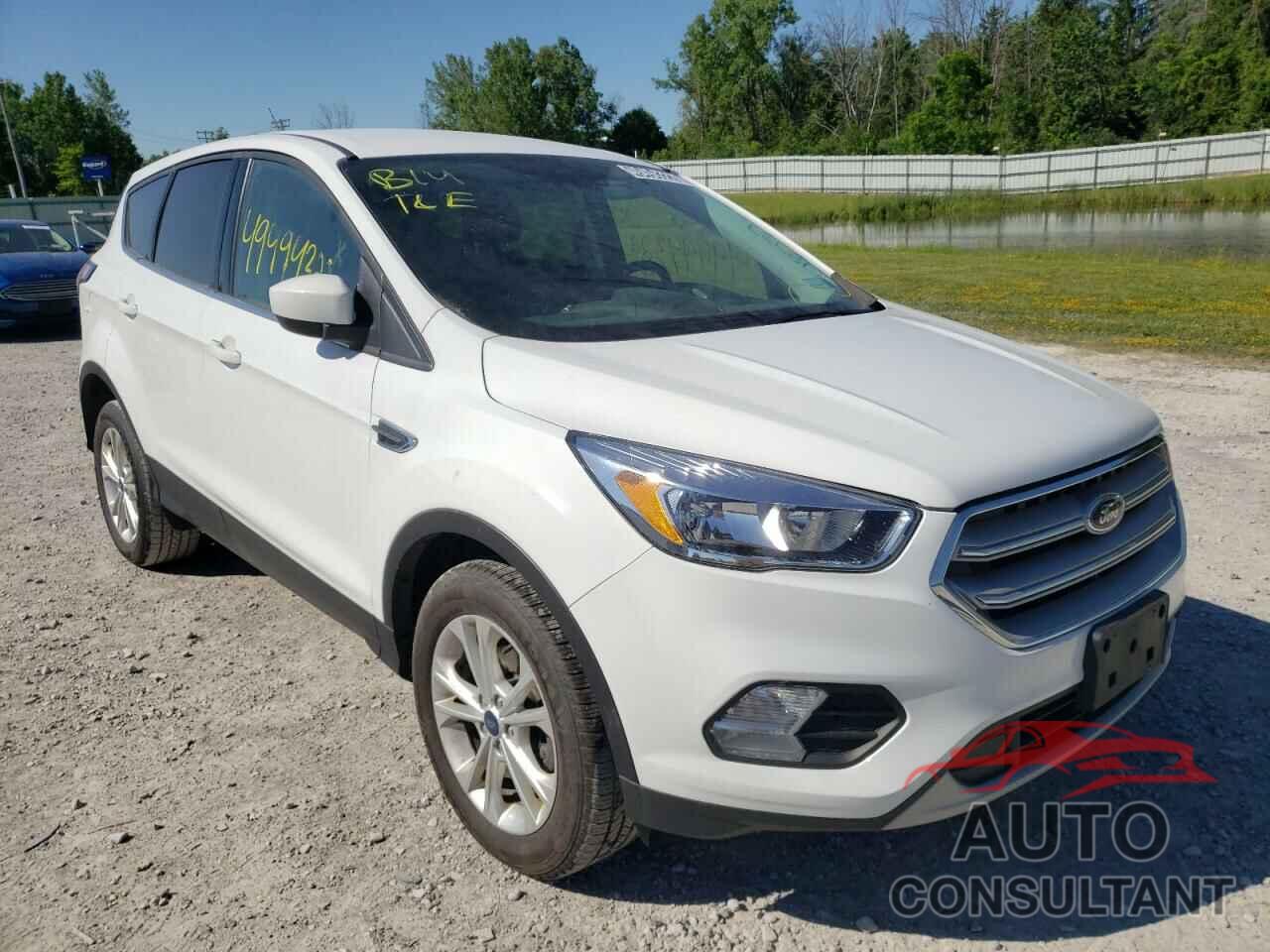 FORD ESCAPE 2017 - 1FMCU0GD6HUE24700
