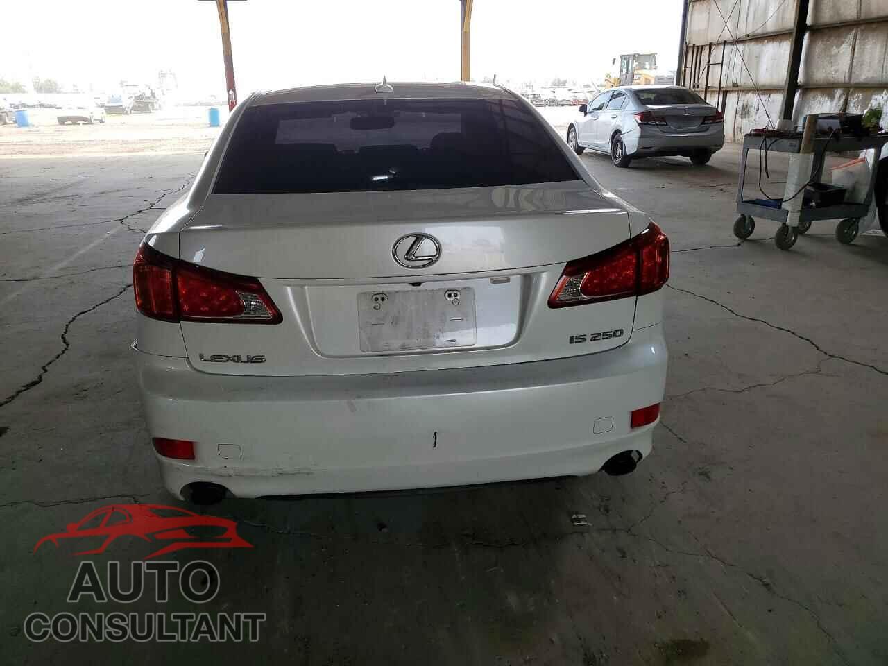 LEXUS IS 2010 - JTHBF5C23A5128057
