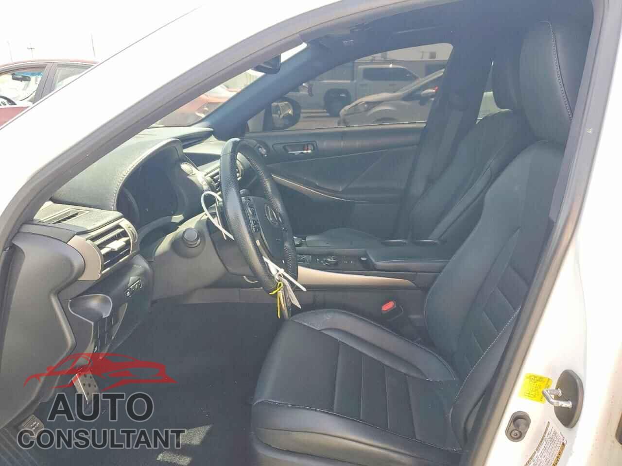 LEXUS IS 2014 - JTHBE1D21E5005986