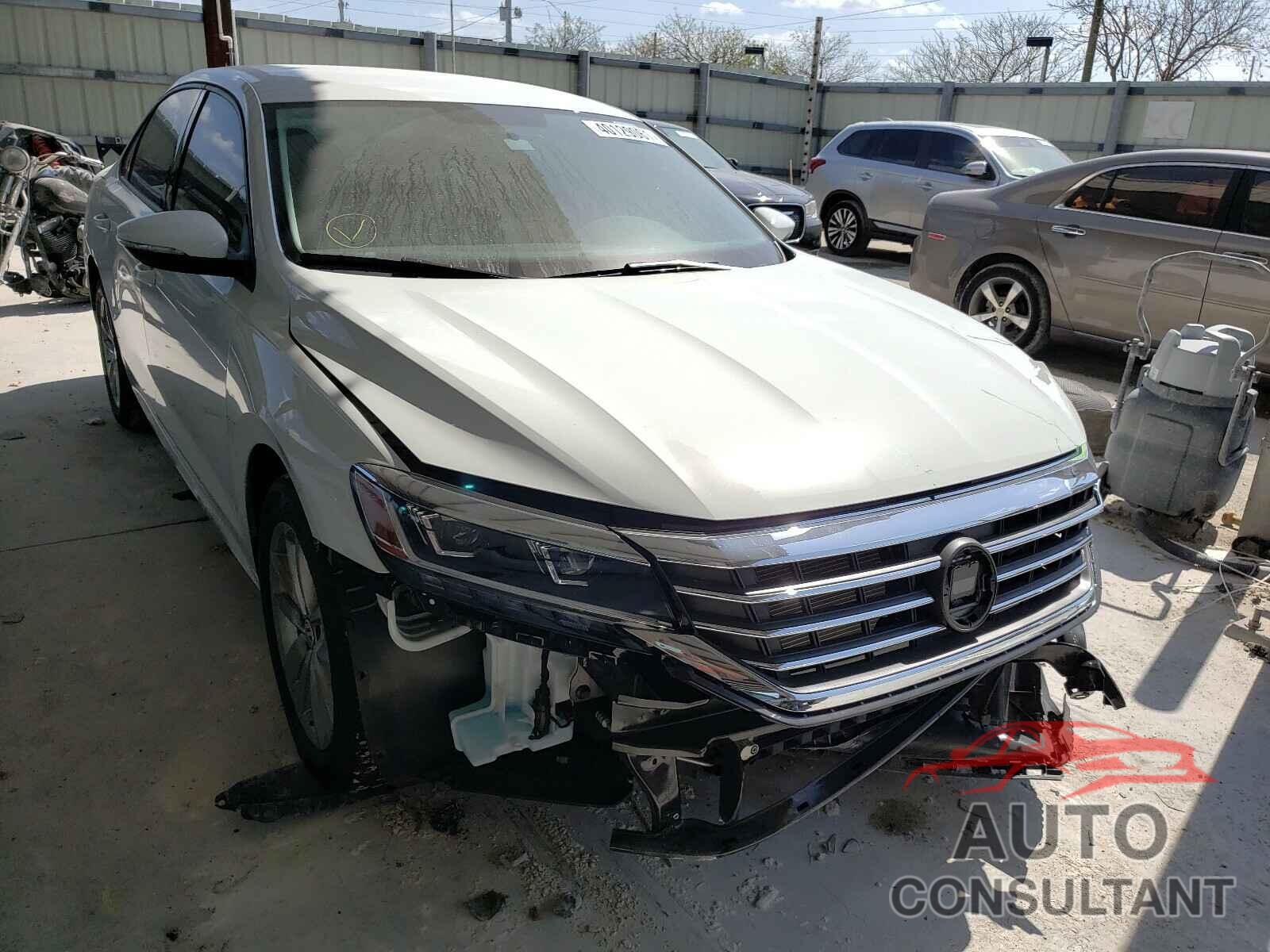 VOLKSWAGEN PASSAT 2020 - 1VWAA7A35LC024930