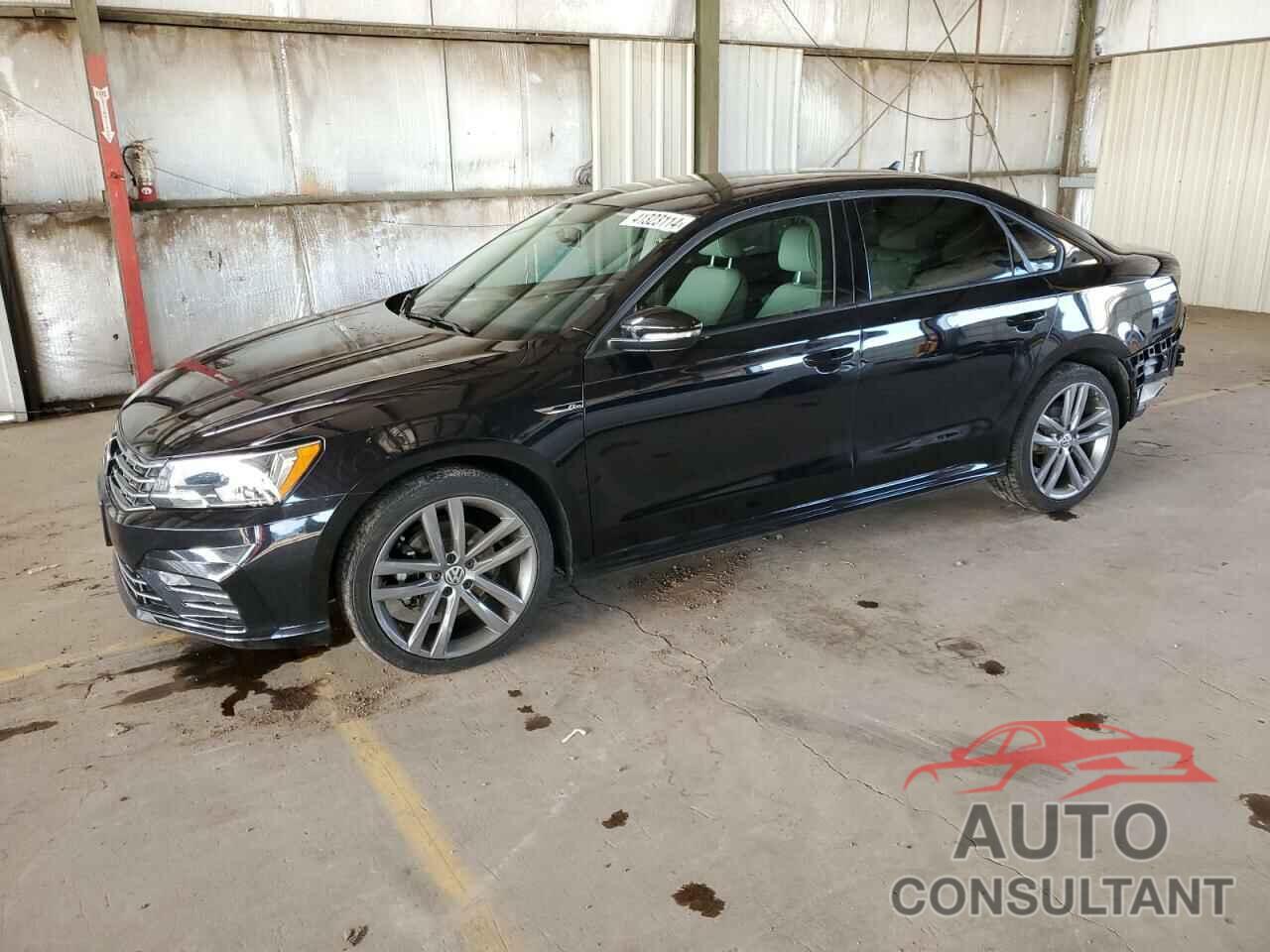 VOLKSWAGEN PASSAT 2018 - 1VWAA7A30JC035959