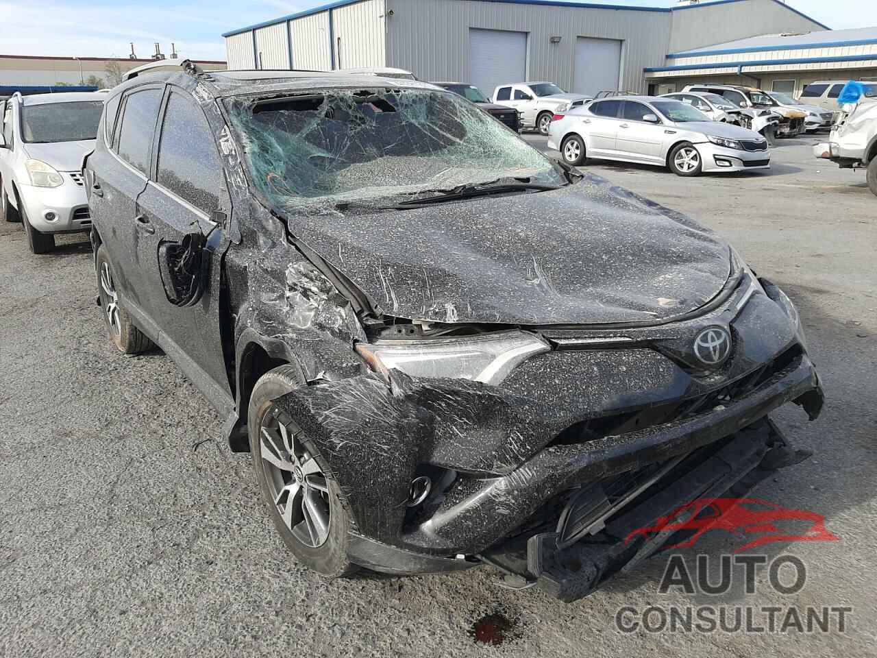 TOYOTA RAV4 2018 - 2T3RFREV1JW811950