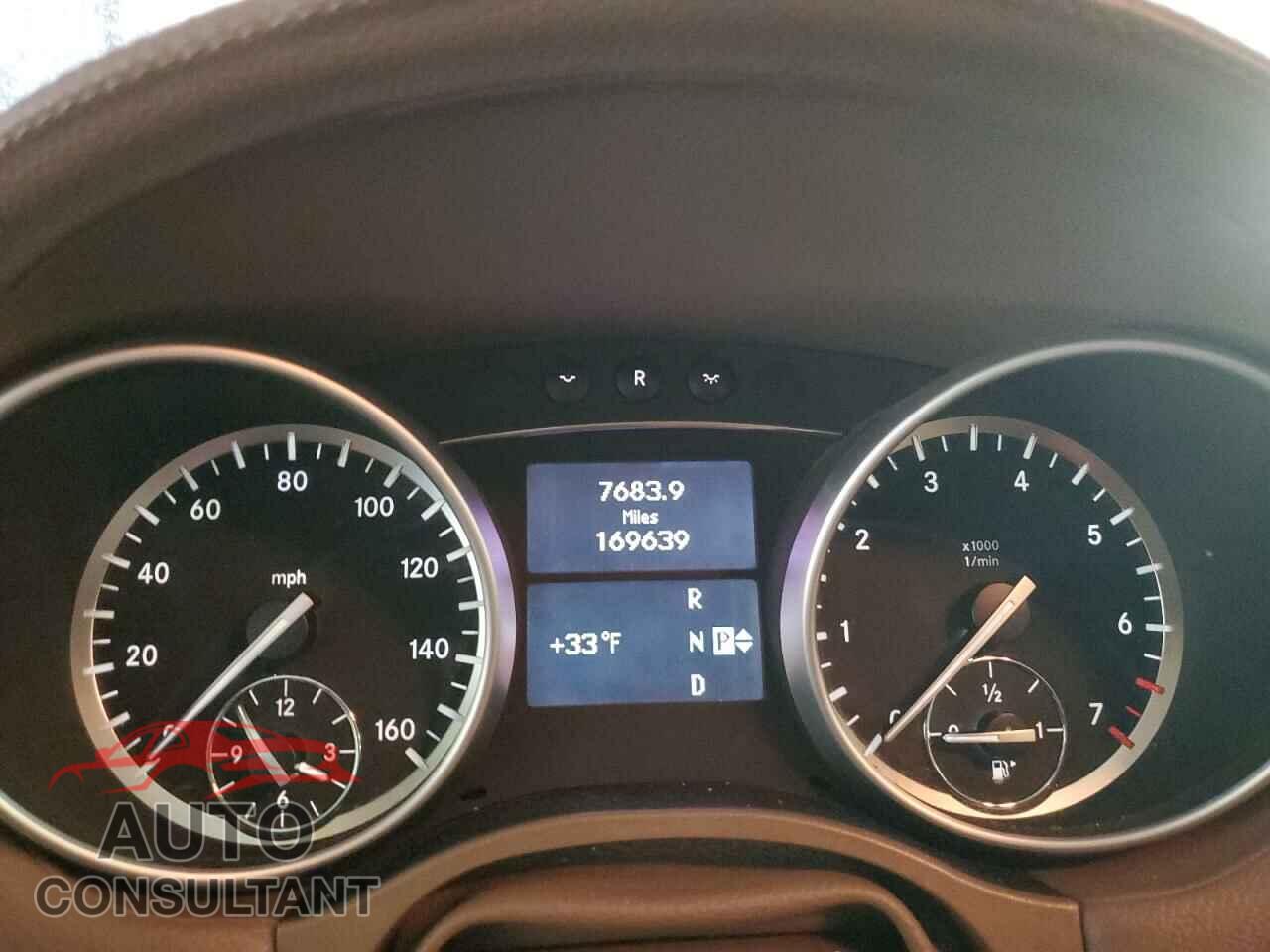 MERCEDES-BENZ GL-CLASS 2012 - 4JGBF7BE7CA763555