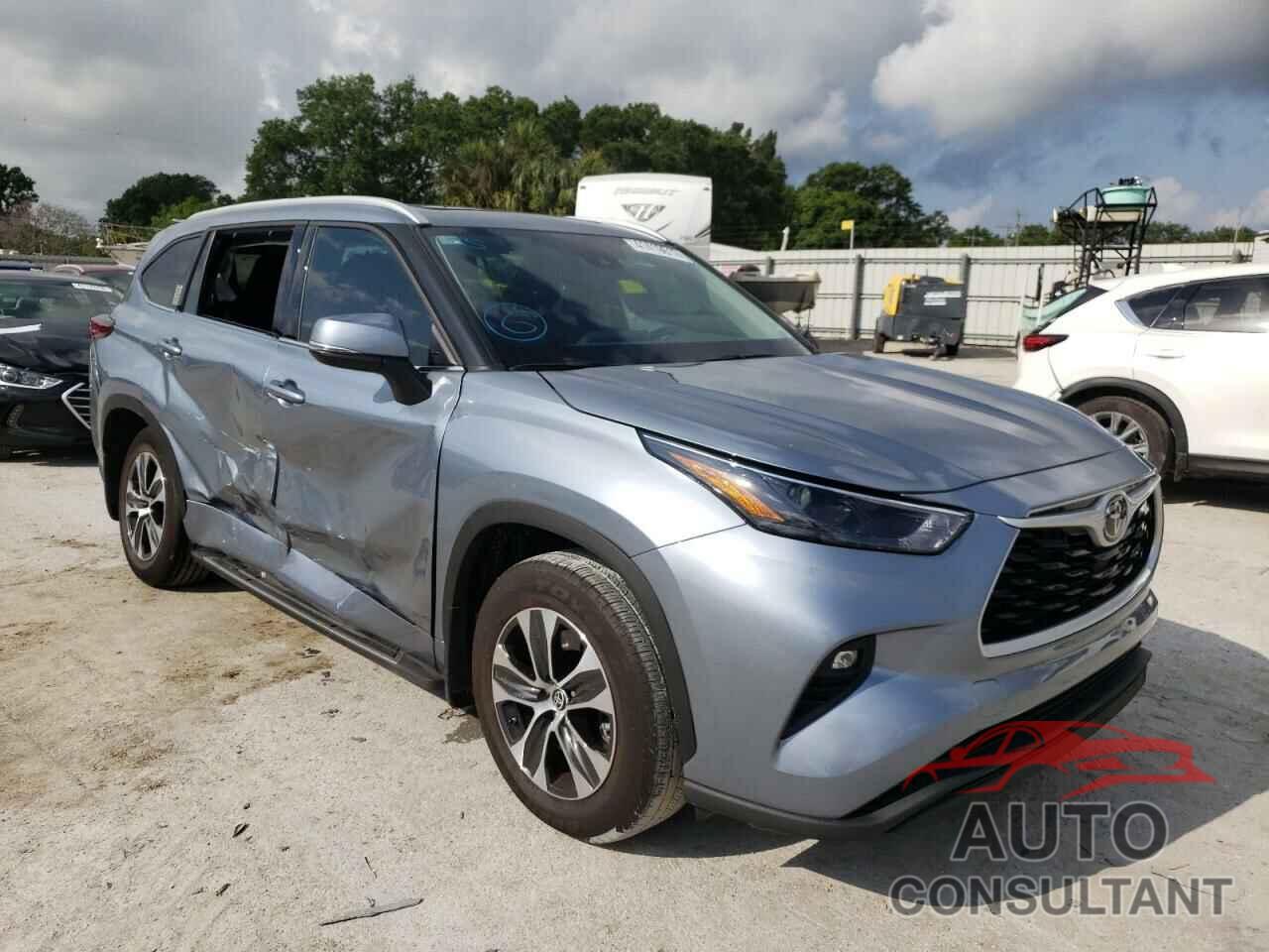 TOYOTA HIGHLANDER 2022 - 5TDGZRAH8NS102244