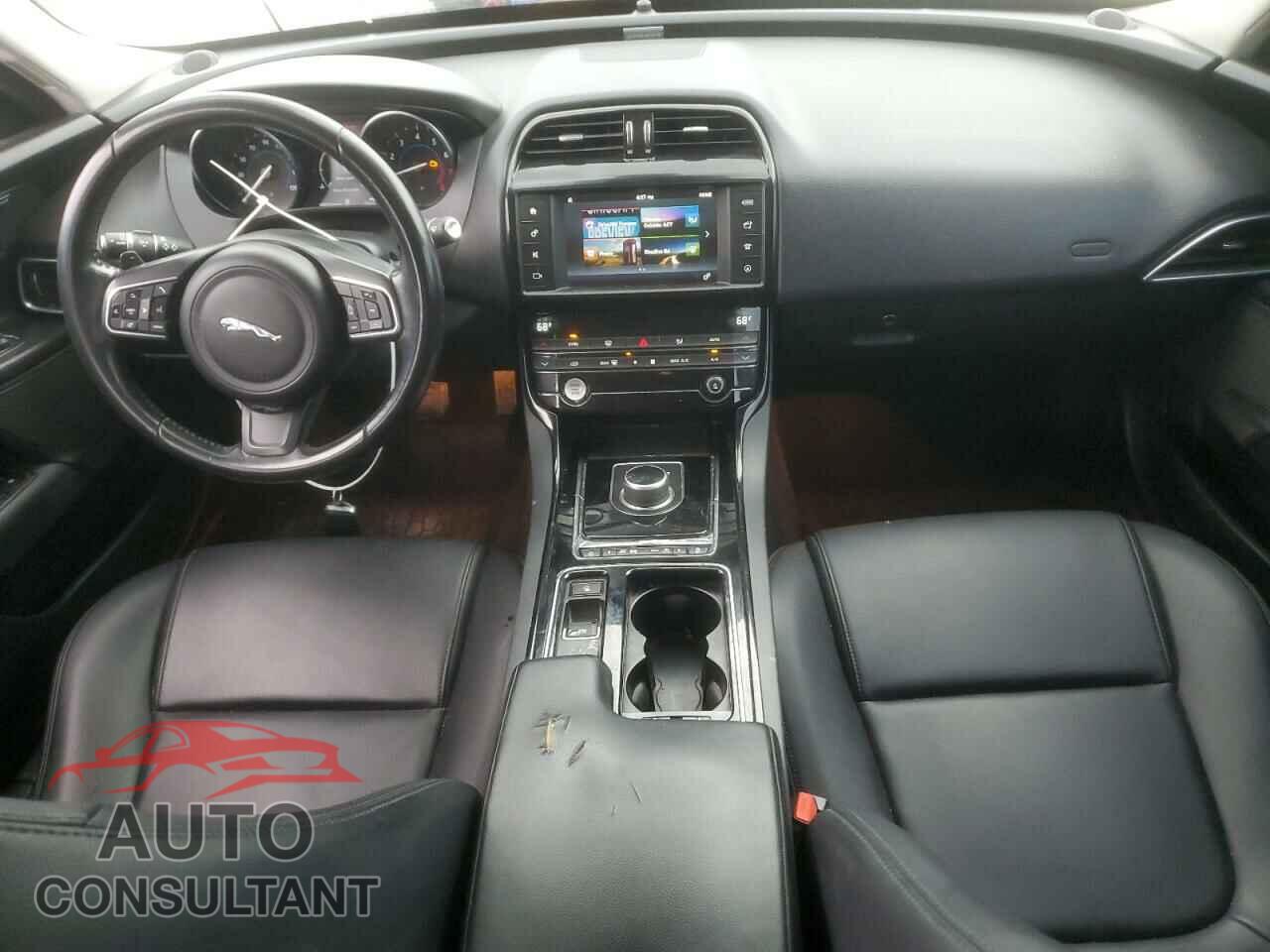 JAGUAR XE 2018 - SAJAD4FX2JCP35276
