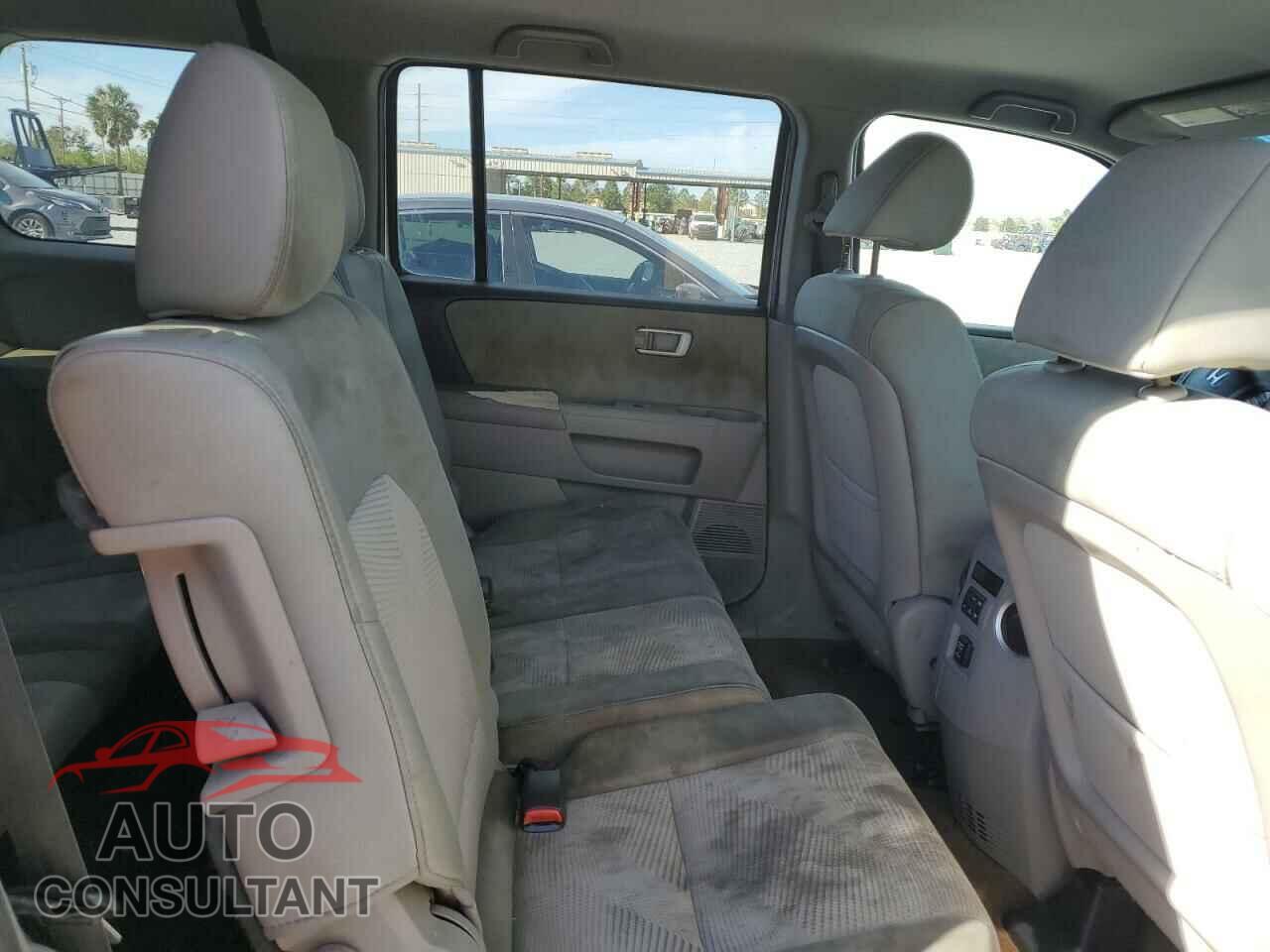 HONDA PILOT 2013 - 5FNYF3H25DB037481
