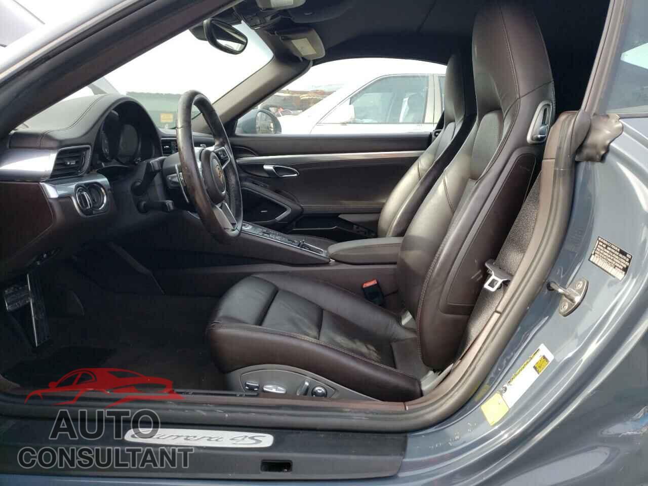 PORSCHE 911 2017 - WP0CB2A95HS154753