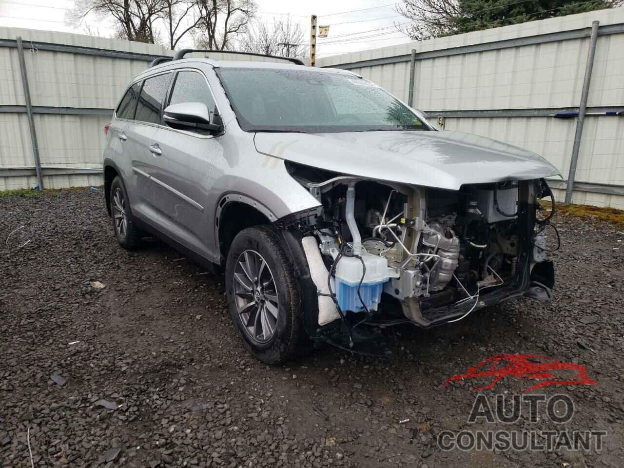 TOYOTA HIGHLANDER 2019 - 5TDJZRFH7KS622347