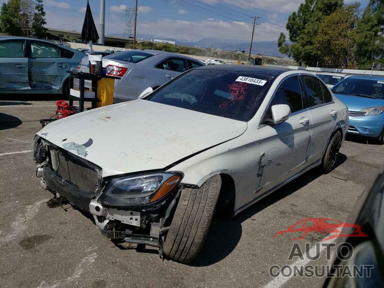 MERCEDES-BENZ C-CLASS 2018 - 55SWF4JB1JU243656