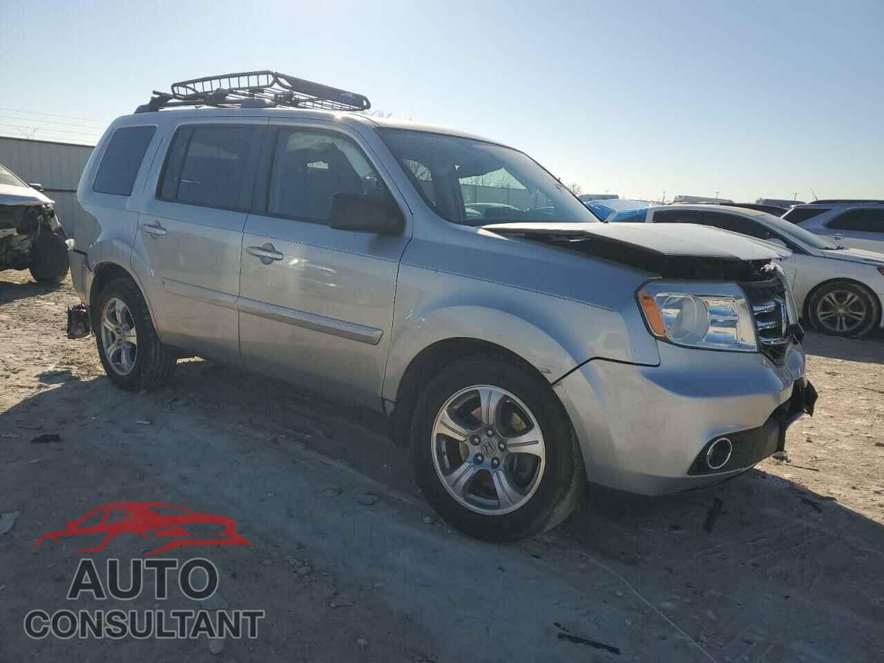 HONDA PILOT 2013 - 5FNYF3H77DB024985