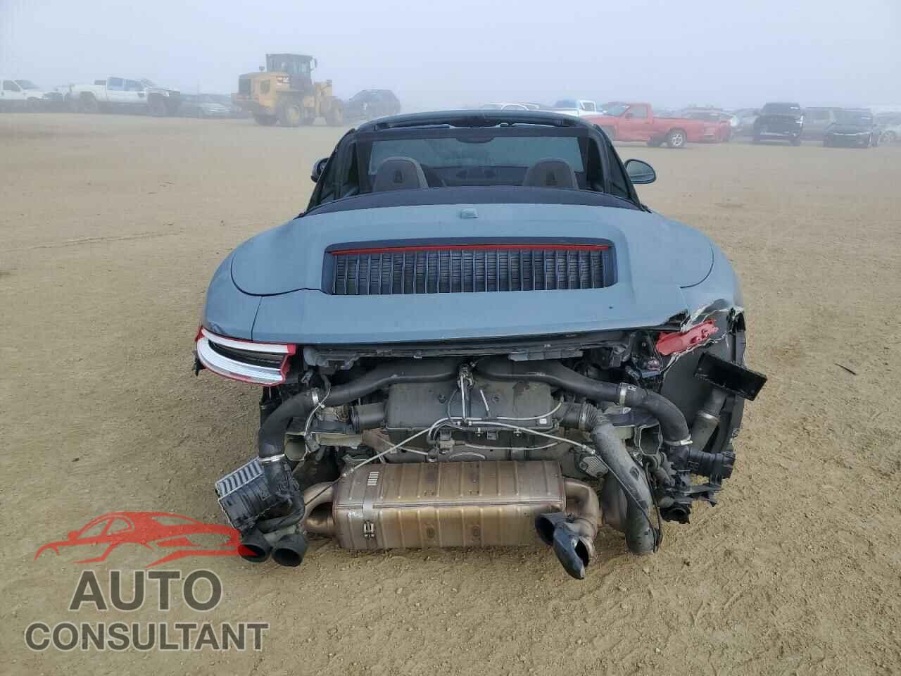 PORSCHE 911 2017 - WP0CA2A98HS141577