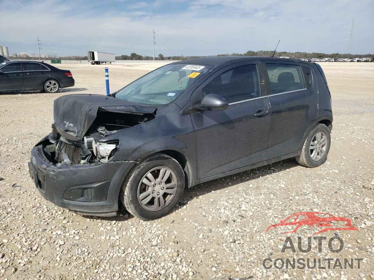CHEVROLET SONIC 2012 - 1G1JD6SH4C4231312