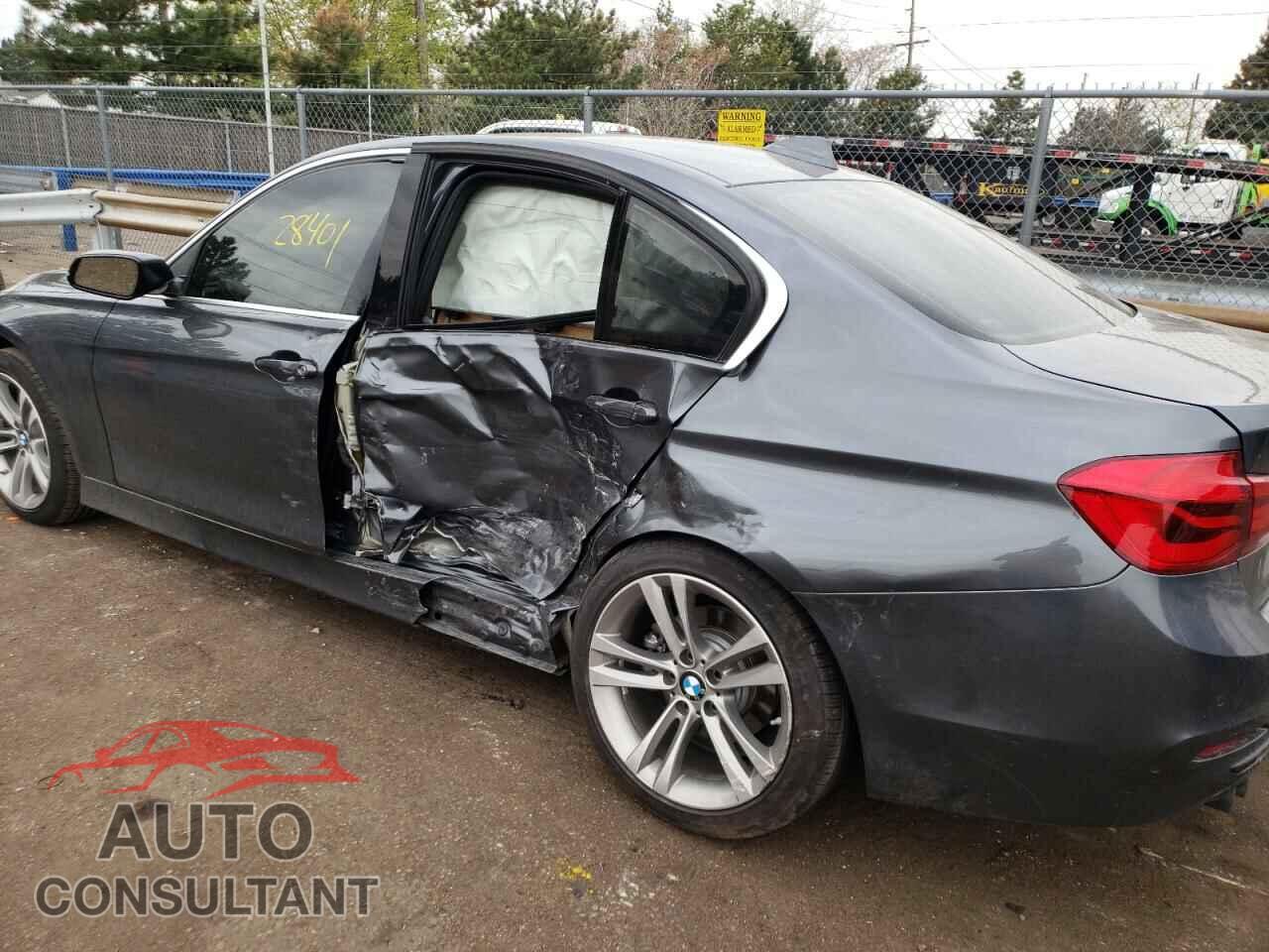 BMW 3 SERIES 2017 - WBA8D9G39HNU65741