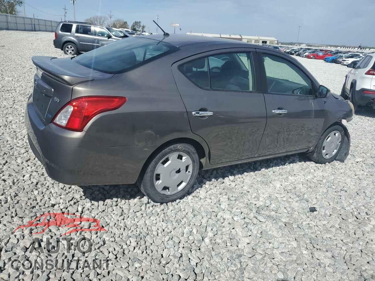 NISSAN VERSA 2012 - 3N1CN7AP1CL879134