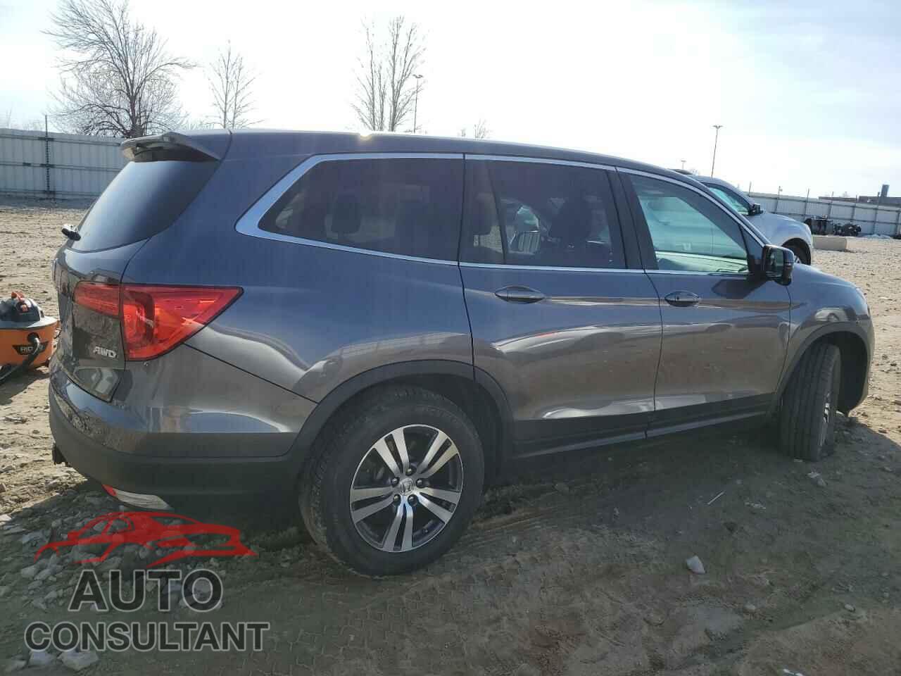 HONDA PILOT 2017 - 5FNYF6H83HB054985