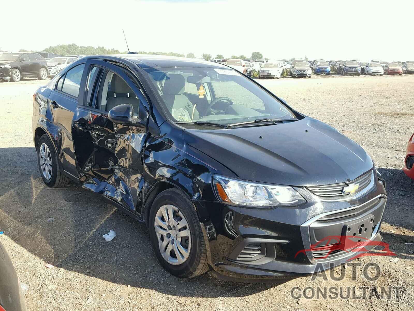 CHEVROLET SONIC 2017 - 1G1JB5SH2H4171070