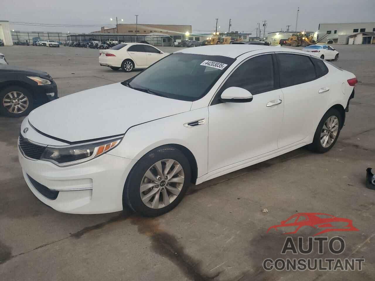 KIA OPTIMA 2018 - 5XXGT4L35JG268870