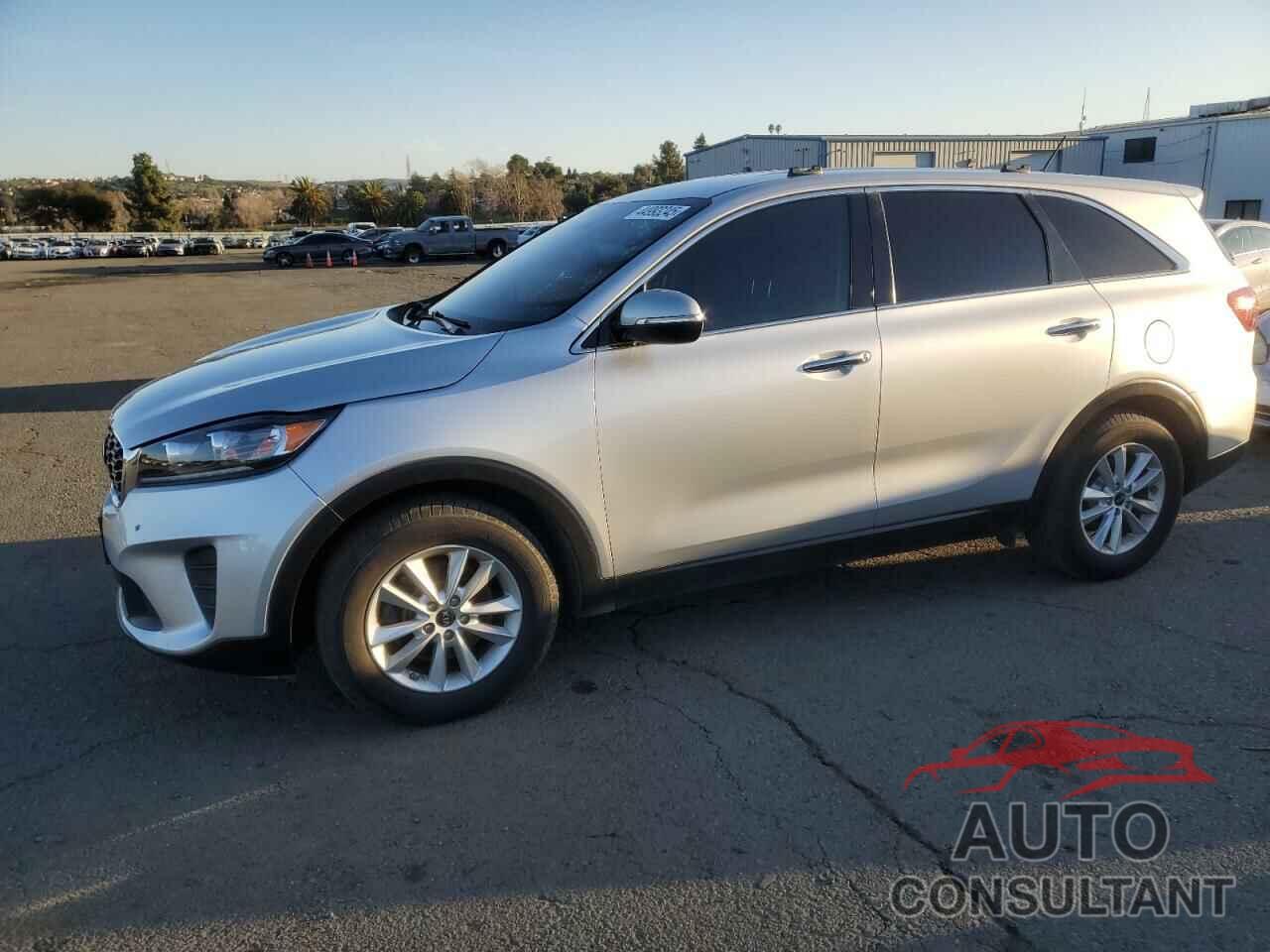 KIA SORENTO 2019 - 5XYPG4A5XKG490651