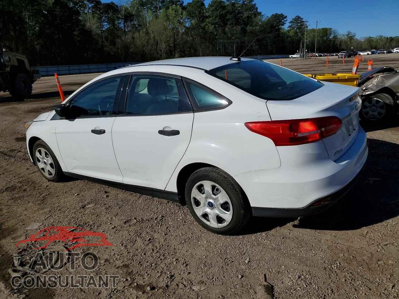 FORD FOCUS 2017 - 1FADP3E25HL208335