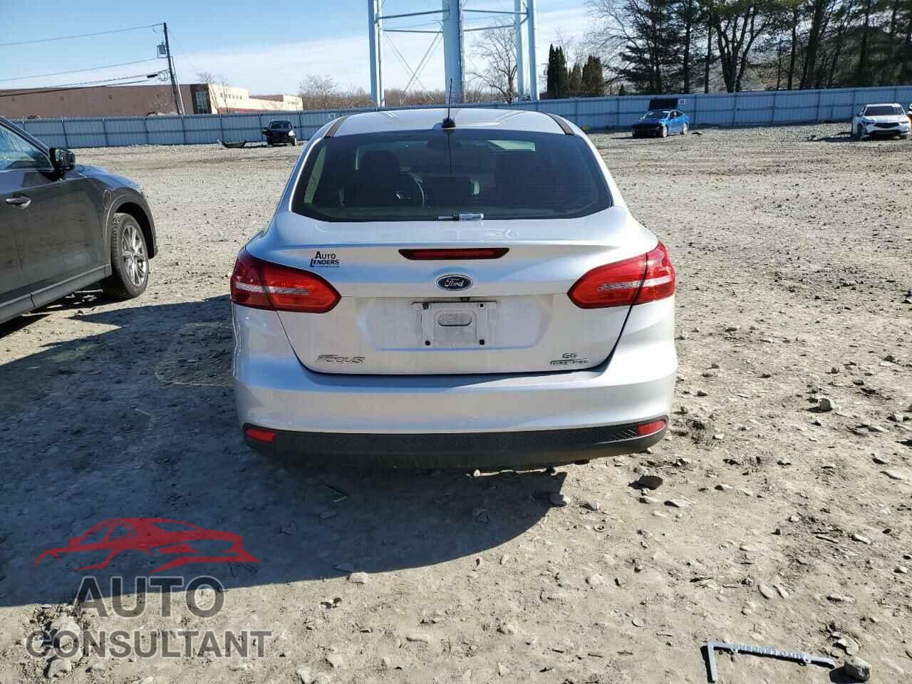 FORD FOCUS 2015 - 1FADP3F28FL201407