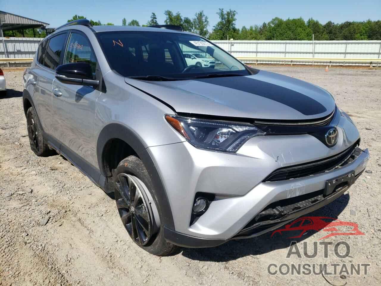 TOYOTA RAV4 2018 - 2T3RFREV5JW755205
