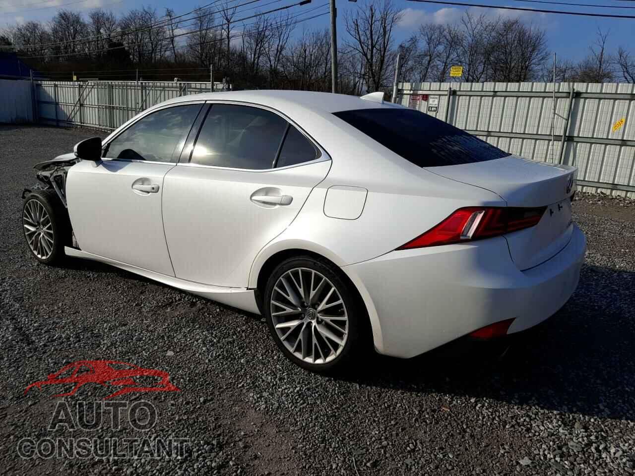 LEXUS IS 2015 - JTHCF1D23F5016409