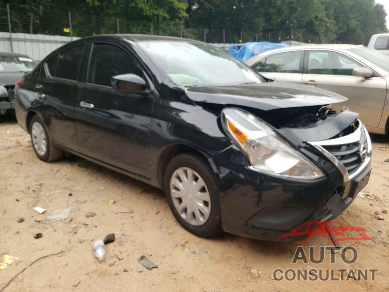 NISSAN VERSA 2019 - 3N1CN7AP1KL826657