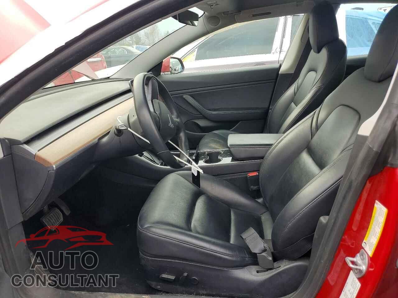 TESLA MODEL 3 2019 - 5YJ3E1EB4KF194471