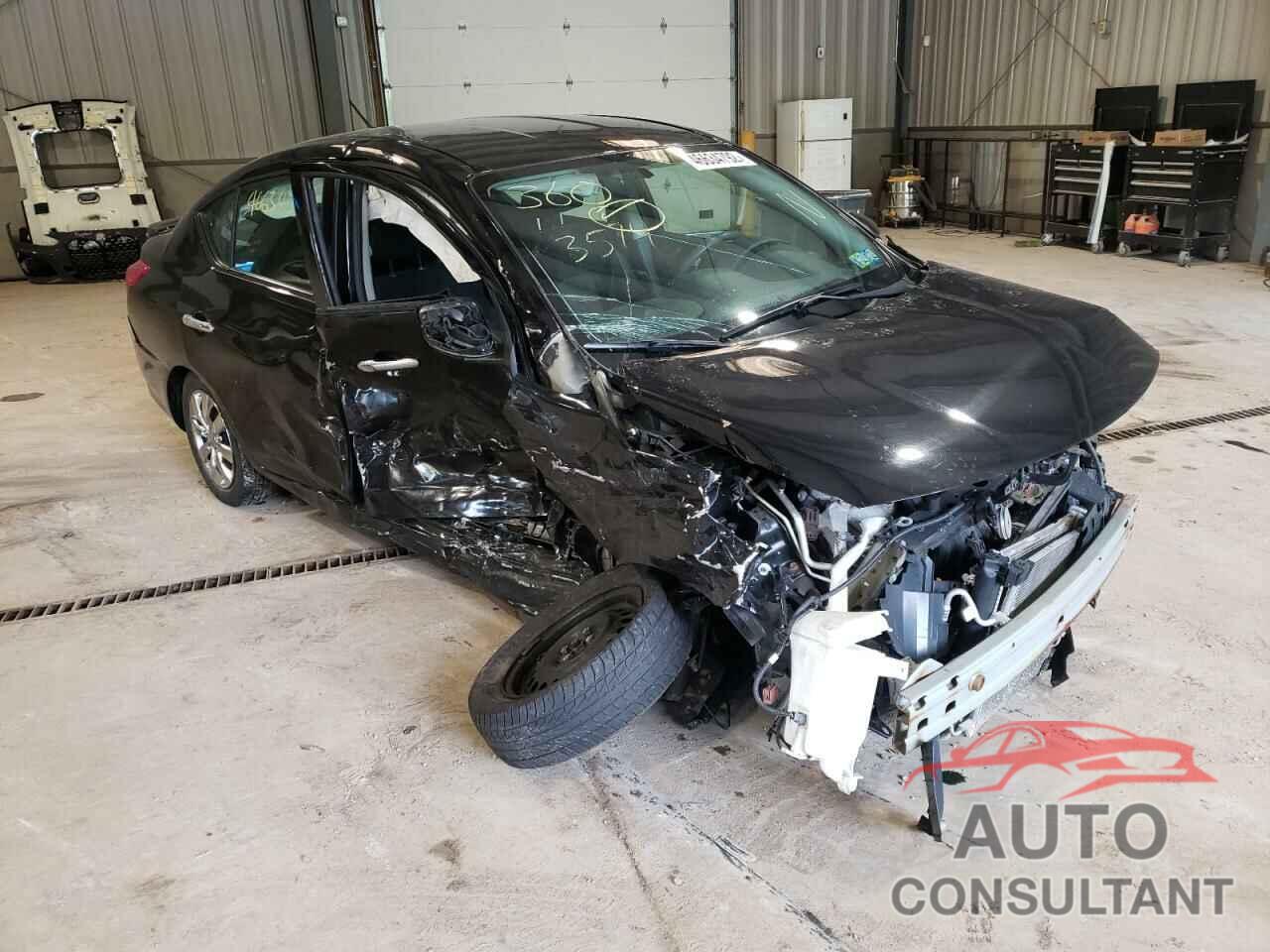NISSAN VERSA 2017 - 3N1CN7AP6HL883574